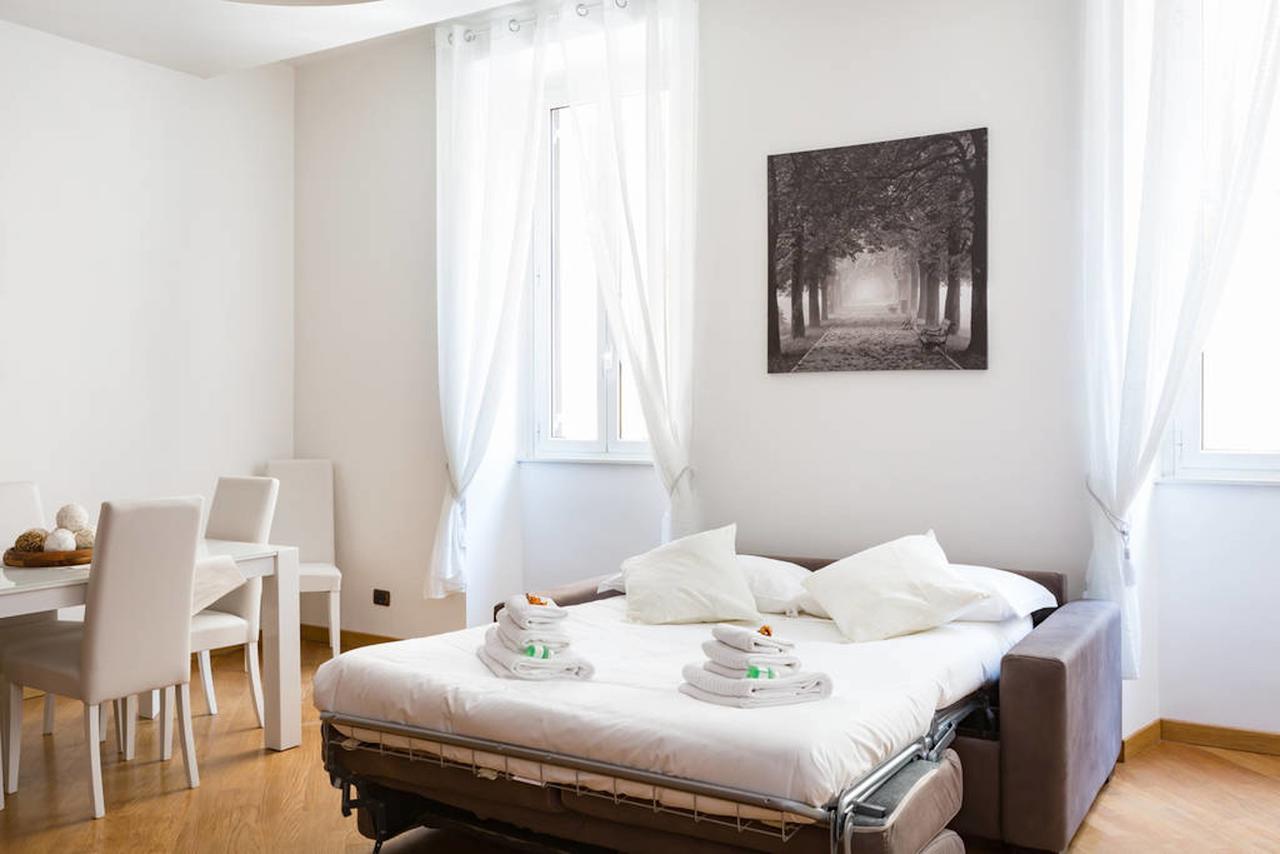 The Colosseum Suite Rome Exterior photo